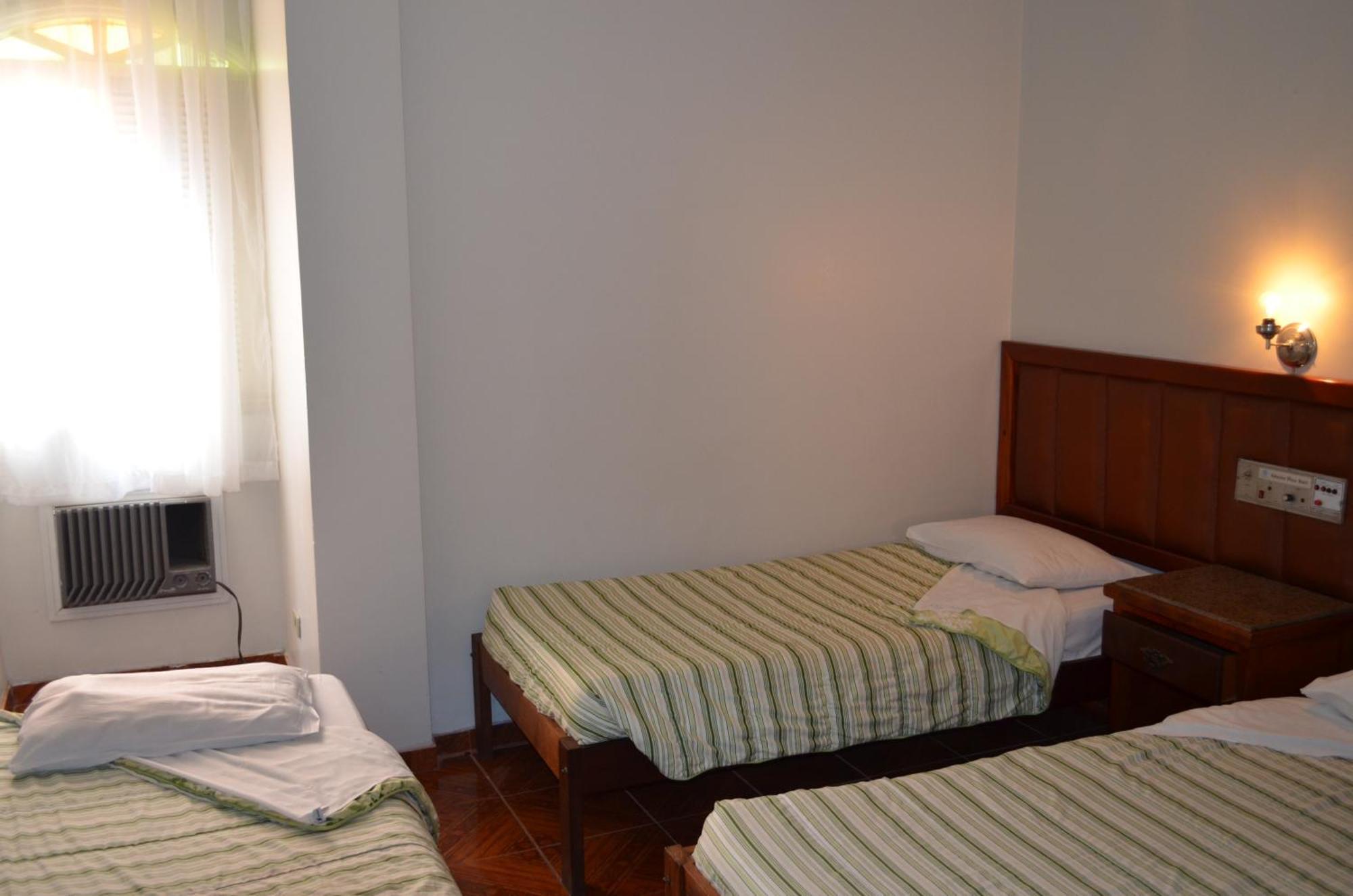 Reinales Plaza Hotel Sao Paulo Bagian luar foto